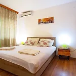 Sanja - 212 Apartment