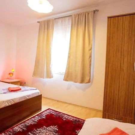 Sanja - 212 Apartment *