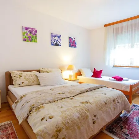 Apartamento Sanja - 212 *