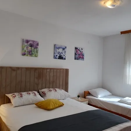 Apartman Sanja - 212 *