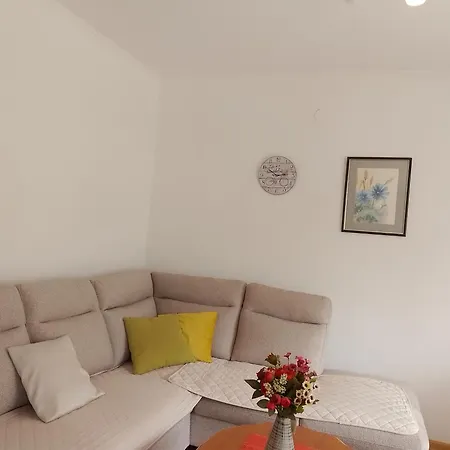 Apartment Sanja - 212 Mostar