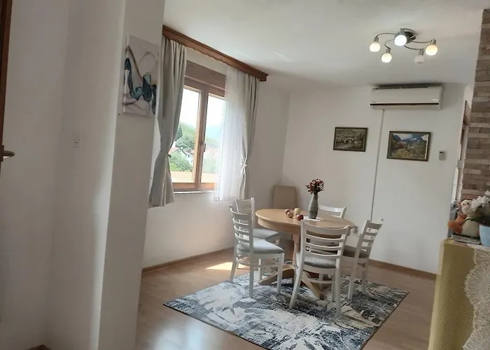 Sanja - 212 * מוסטר